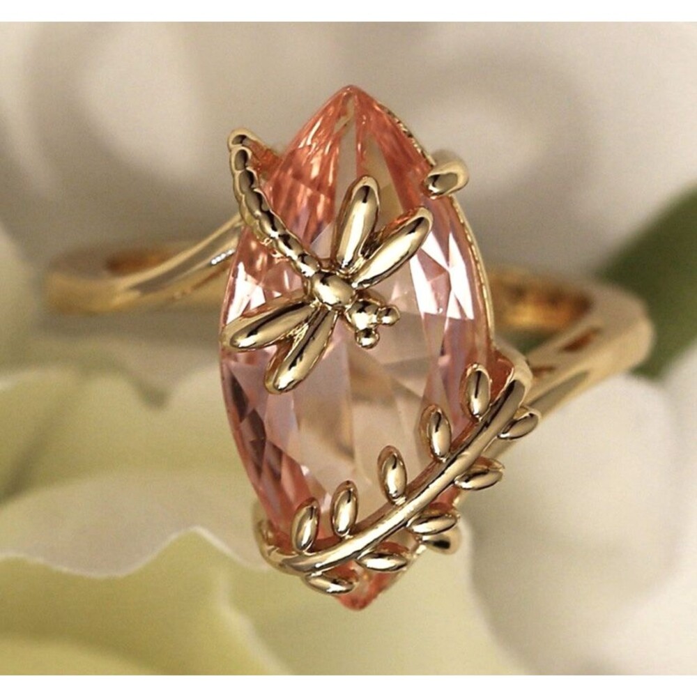 Womens Size 9 Dragonfly Fashion Ring Pink & Goldtone